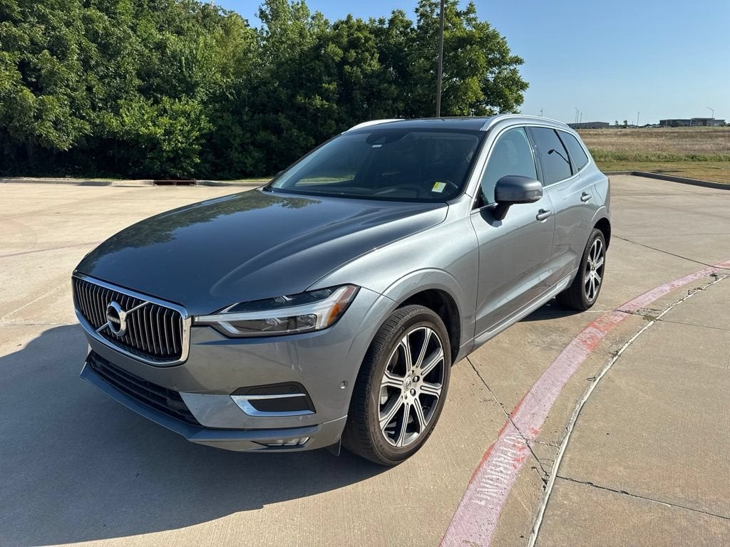 2018 Volvo XC60 Inscription in Other — front three-quarter view